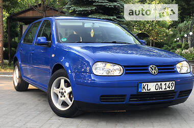 Хэтчбек Volkswagen Golf 2001 в Дрогобыче