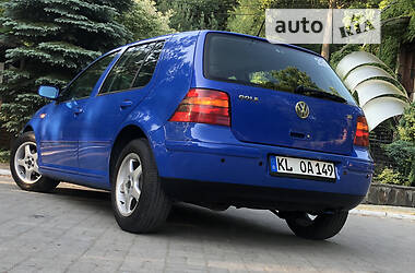 Хэтчбек Volkswagen Golf 2001 в Дрогобыче