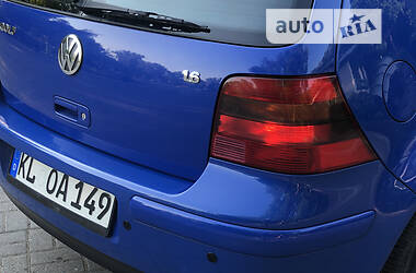 Хэтчбек Volkswagen Golf 2001 в Дрогобыче