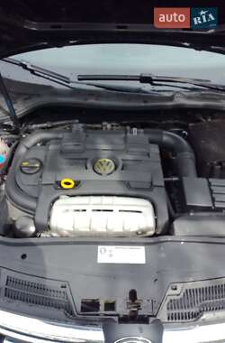Универсал Volkswagen Golf 2009 в Могилев-Подольске
