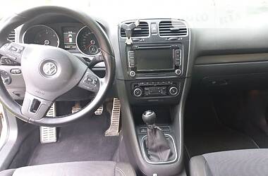 Универсал Volkswagen Golf 2011 в Черновцах