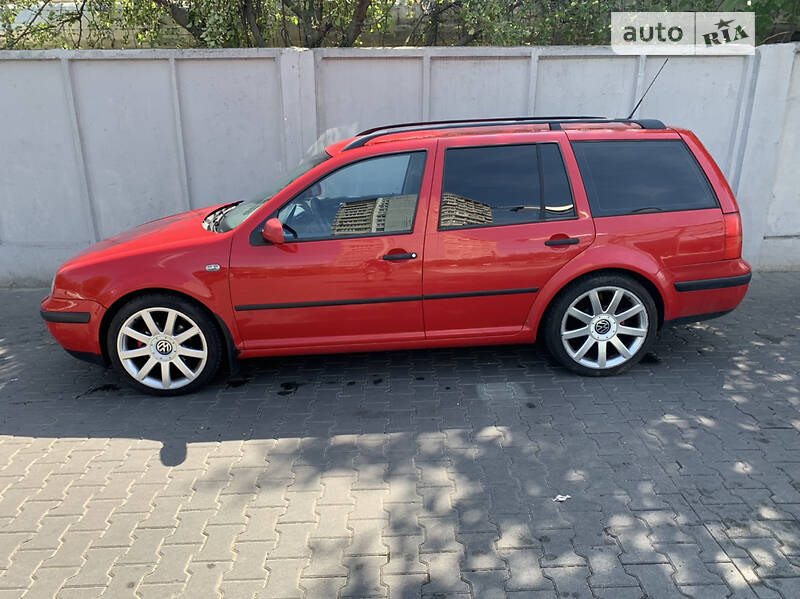 Универсал Volkswagen Golf 2004 в Житомире