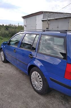 Универсал Volkswagen Golf 2001 в Звягеле