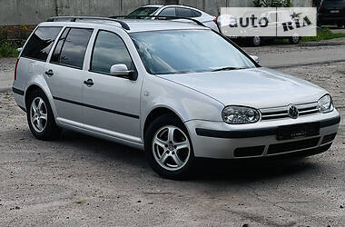 Универсал Volkswagen Golf 2000 в 
