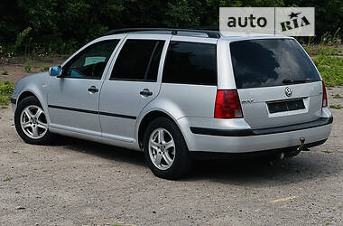 Универсал Volkswagen Golf 2000 в 