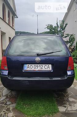Универсал Volkswagen Golf 2002 в Ужгороде