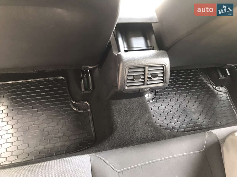 Универсал Volkswagen Golf 2014 в Львове фото 18 Универсал Volkswagen Golf 2014 в Львове