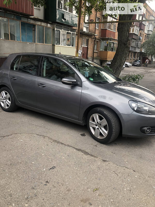 Хетчбек Volkswagen Golf 2008 в Хмельницькому