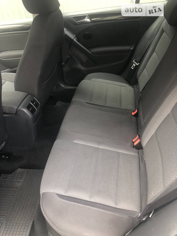 Хетчбек Volkswagen Golf 2008 в Хмельницькому