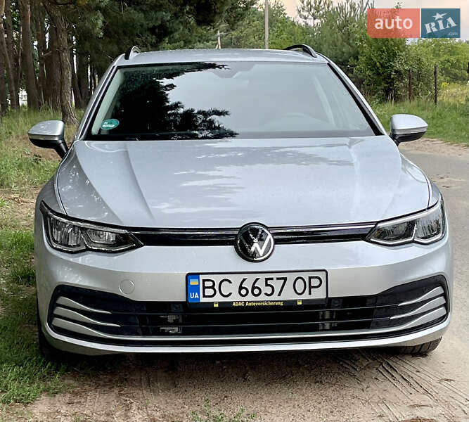 Універсал Volkswagen Golf 2021 в Львові