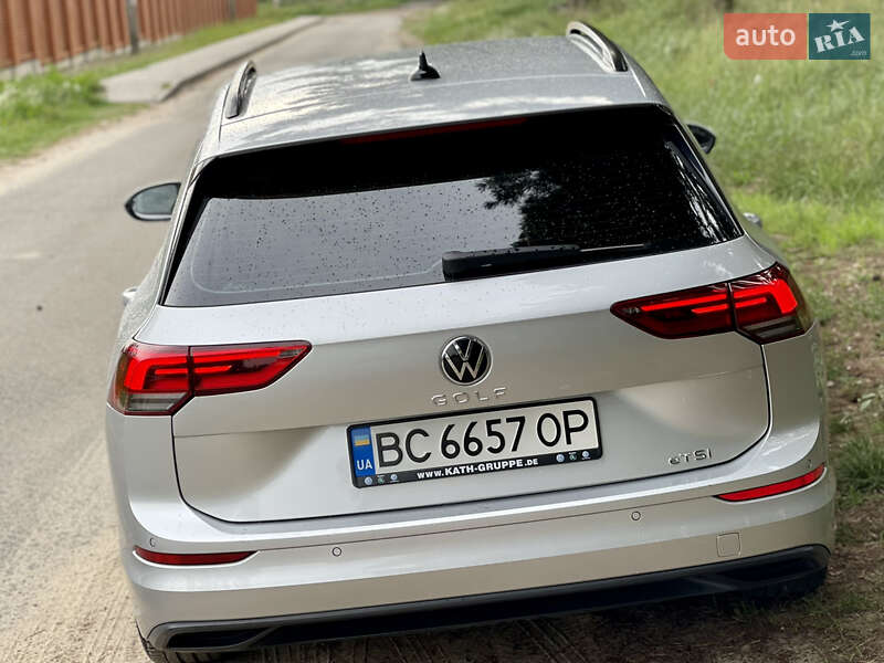 Універсал Volkswagen Golf 2021 в Львові