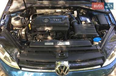 Універсал Volkswagen Golf 2016 в Зміїві