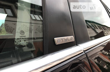 Универсал Volkswagen Golf 2011 в 