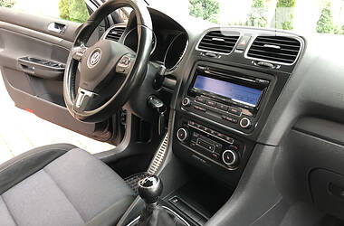 Универсал Volkswagen Golf 2011 в 