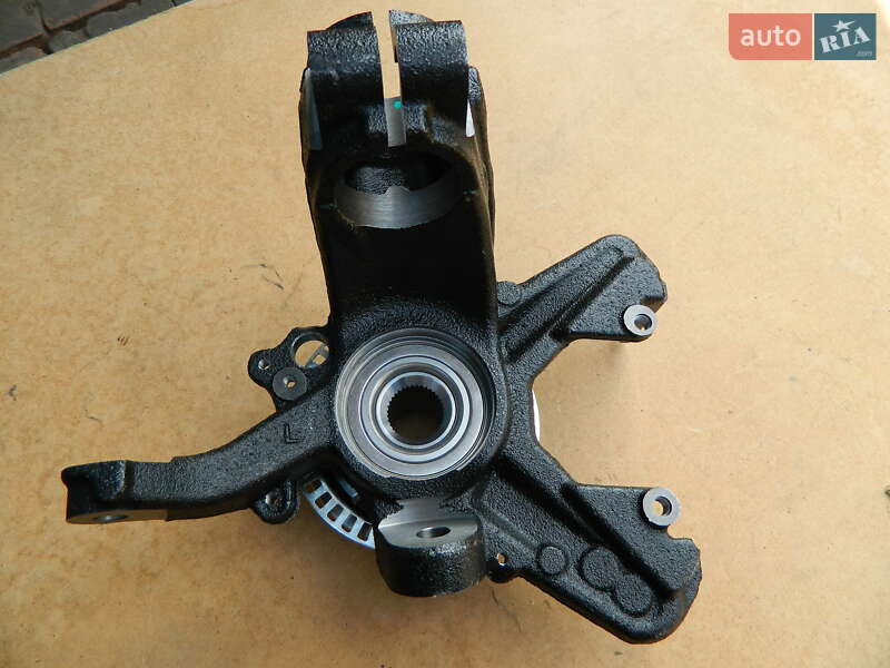 Універсал Volkswagen Golf 2001 в Чернівцях