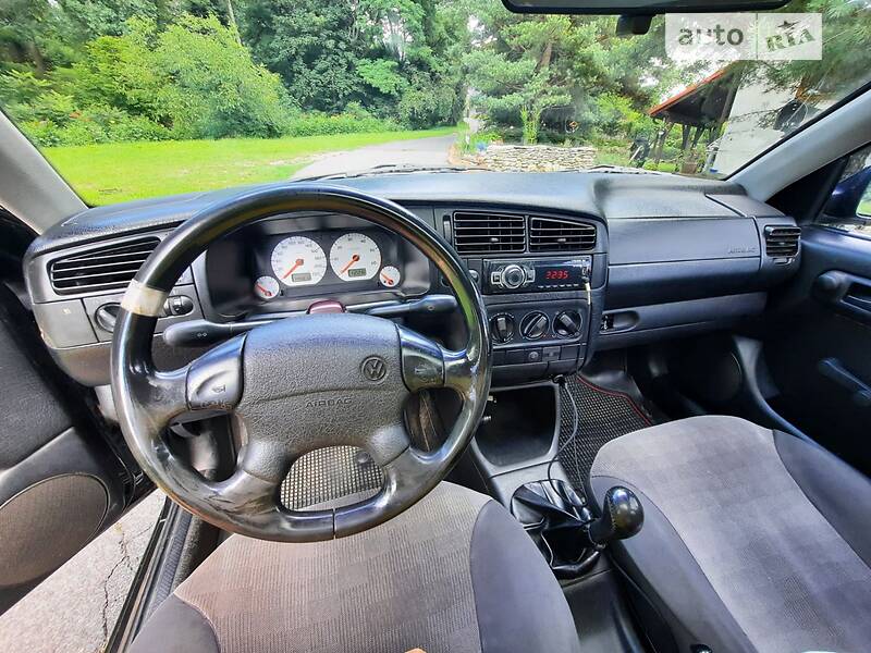 Універсал Volkswagen Golf 1996 в Івано-Франківську