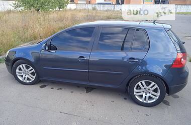 Хетчбек Volkswagen Golf 2007 в Сумах