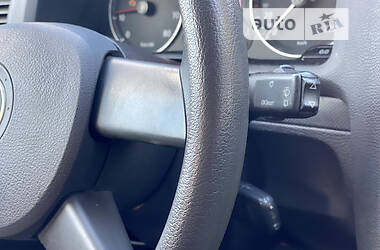 Хетчбек Volkswagen Golf 2004 в Львові