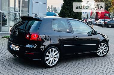 Хэтчбек Volkswagen Golf 2007 в 