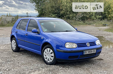 Хэтчбек Volkswagen Golf 2000 в Ровно