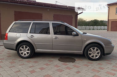 Универсал Volkswagen Golf 2003 в 