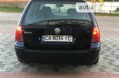 Універсал Volkswagen Golf 2000 в 