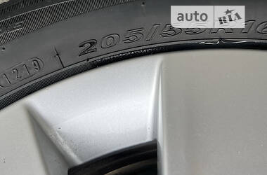 Універсал Volkswagen Golf 2013 в 