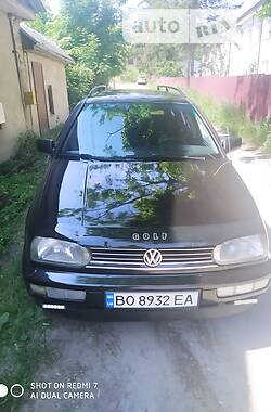 Универсал Volkswagen Golf 1996 в Кременце