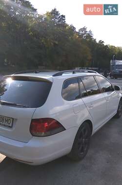 Универсал Volkswagen Golf 2010 в Львове