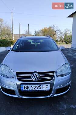 Универсал Volkswagen Golf 2008 в Здолбунове