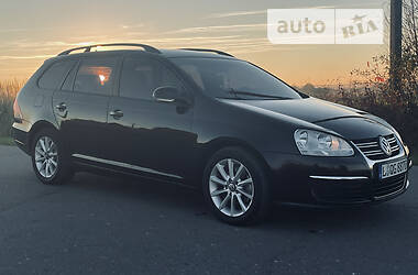Універсал Volkswagen Golf 2008 в 