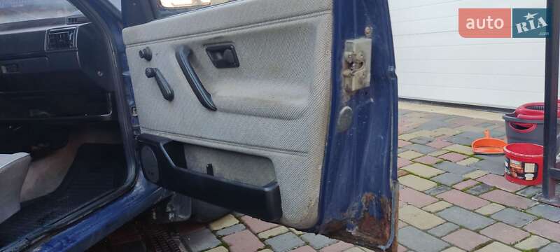 Хэтчбек Volkswagen Golf 1991 в Ивано-Франковске