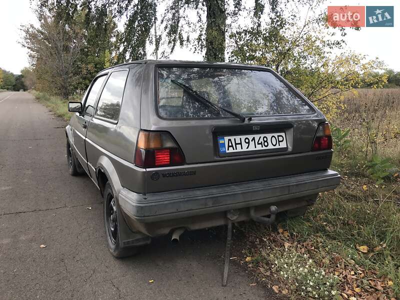 Хетчбек Volkswagen Golf 1983 в Городищеві