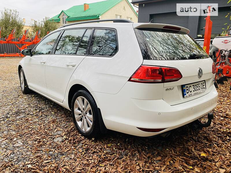 Універсал Volkswagen Golf 2017 в Львові