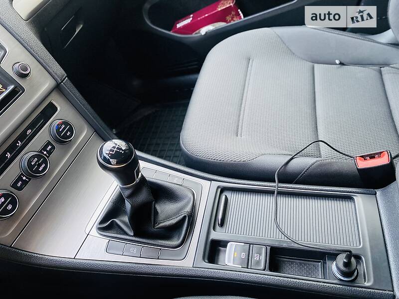 Універсал Volkswagen Golf 2017 в Львові