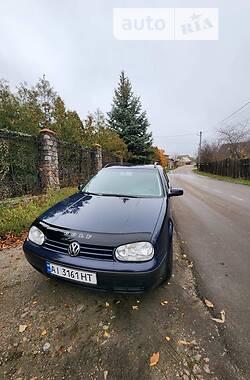 Универсал Volkswagen Golf 2003 в Киеве