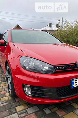 Хэтчбек Volkswagen Golf 2012 в Ровно