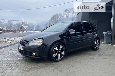 Хэтчбек Volkswagen Golf 2007 в Воловце