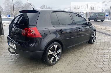 Хэтчбек Volkswagen Golf 2007 в Воловце