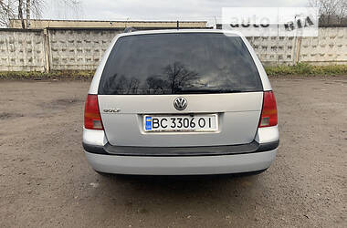 Универсал Volkswagen Golf 2000 в Новояворовске