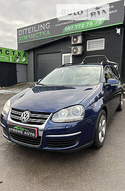 Універсал Volkswagen Golf 2008 в Тернополі