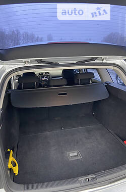 Універсал Volkswagen Golf 2010 в 