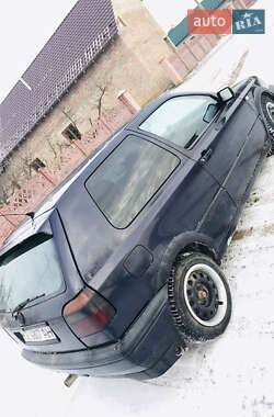 Седан Volkswagen Golf 1993 в 