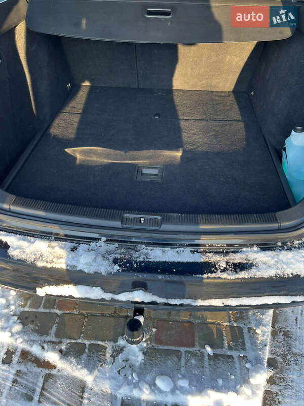 Универсал Volkswagen Golf 2009 в Кобеляках