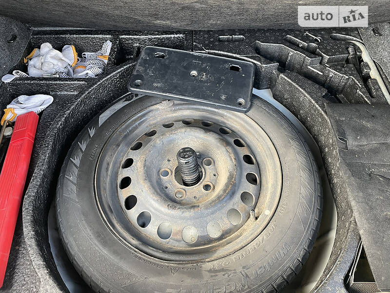 Хэтчбек Volkswagen Golf 2011 в Запорожье