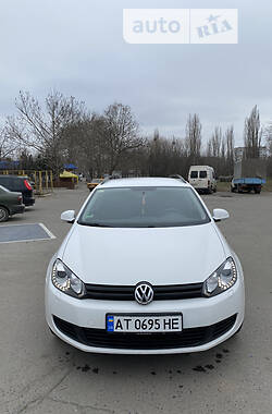 Универсал Volkswagen Golf 2011 в Николаеве