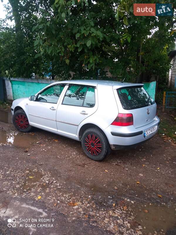 Хэтчбек Volkswagen Golf 1998 в Хотине