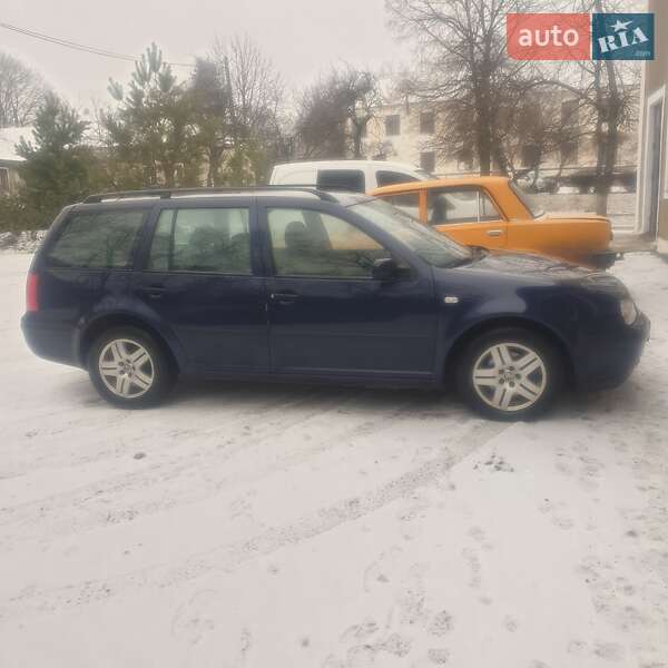 Універсал Volkswagen Golf 2000 в Піщанці