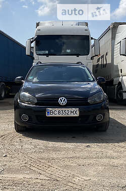 Універсал Volkswagen Golf 2013 в 