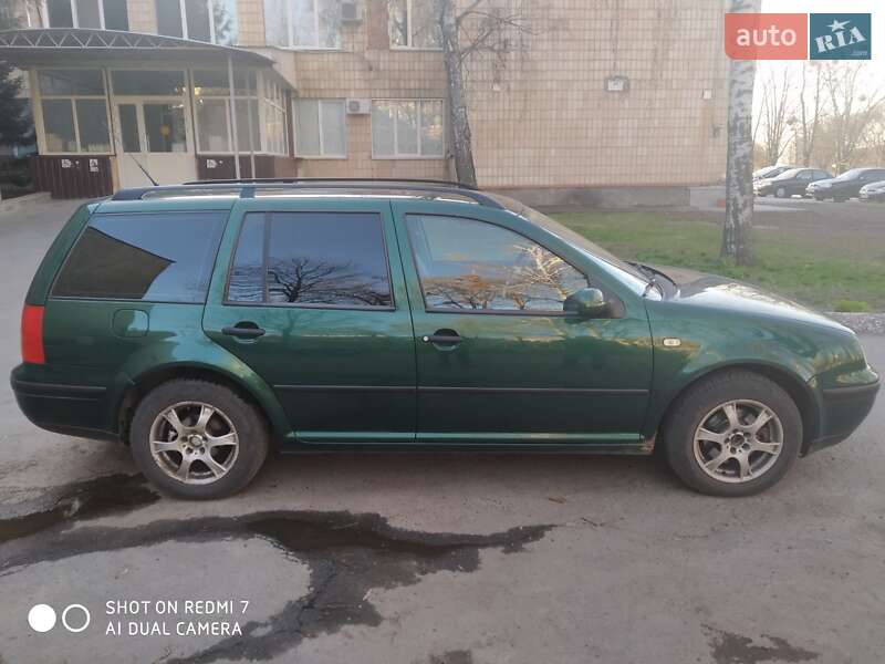 Универсал Volkswagen Golf 2000 в Полтаве